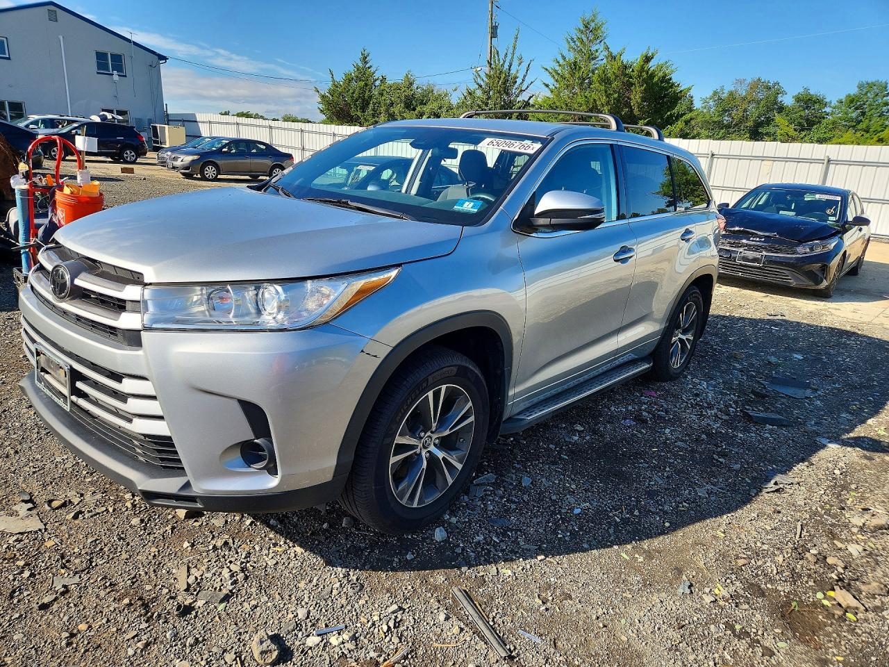 2018 TOYOTA HIGHLANDER LE/LE Plus