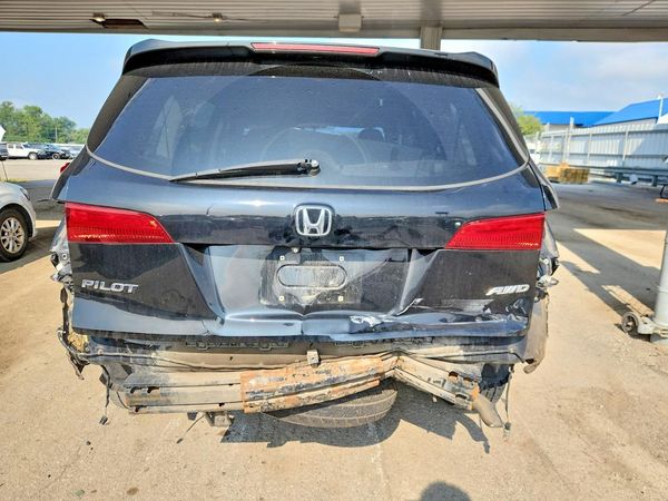 2016 HONDA PILOT EX — DIRR