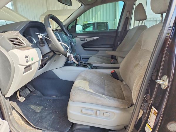 2016 HONDA PILOT EX — DENT