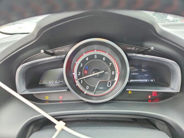 2015 MAZDA 3 Touring/GS