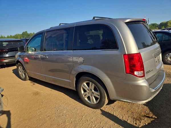 2018 DODGE GRAND CARAVAN Crew