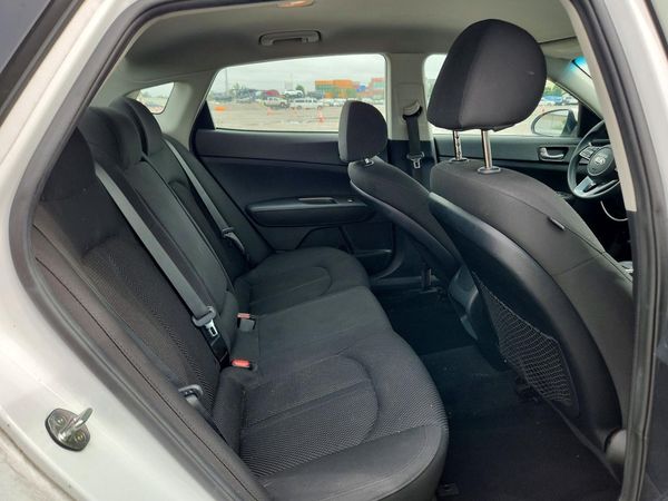 2019 KIA OPTIMA LX, S