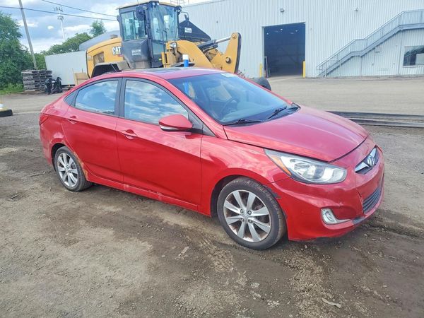 2013 HYUNDAI ACCENT GLS Premium/ SE