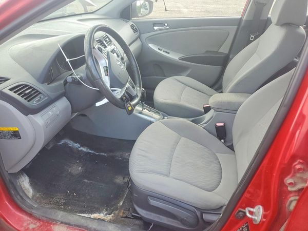 2013 HYUNDAI ACCENT GLS Premium/ SE