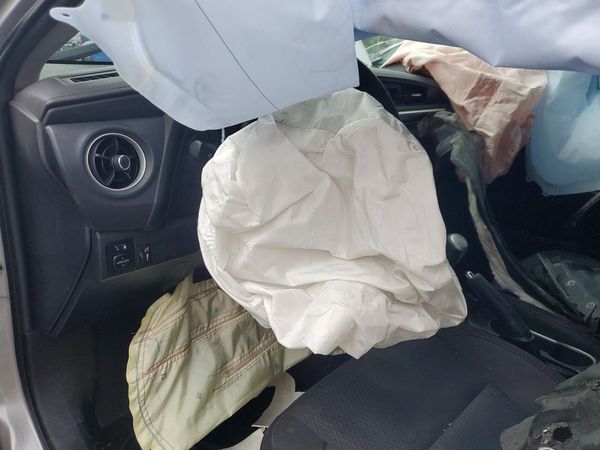 2018 TOYOTA COROLLA L/LE/SE/XLE/XSE — CKPT