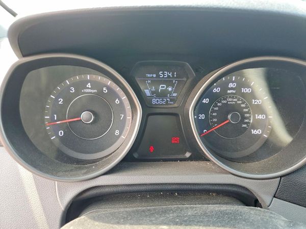 2016 HYUNDAI ELANTRA