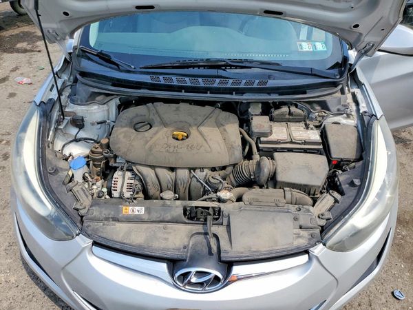 2016 HYUNDAI ELANTRA