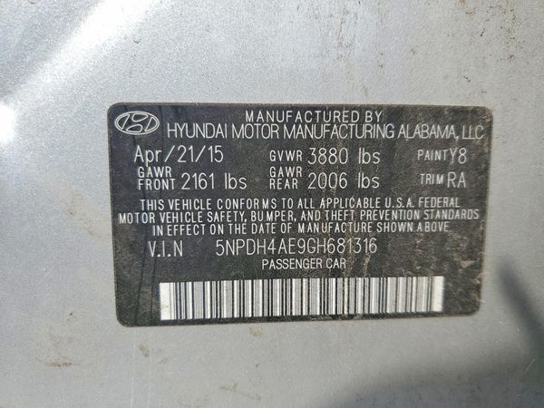 2016 HYUNDAI ELANTRA