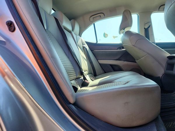 2018 TOYOTA CAMRY