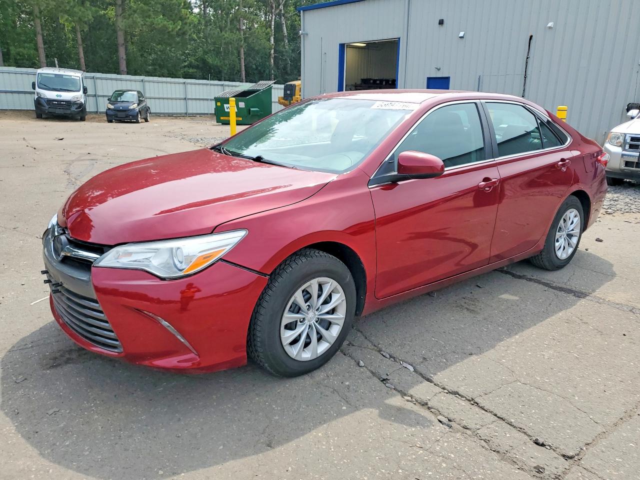 2016 TOYOTA CAMRY