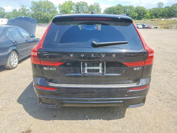 2024 VOLVO XC60 Ultimate Dark — DIRR