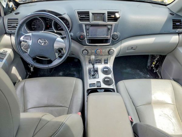 2013 TOYOTA HIGHLANDER Base/Hybrid
