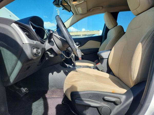 2017 JEEP CHEROKEE
