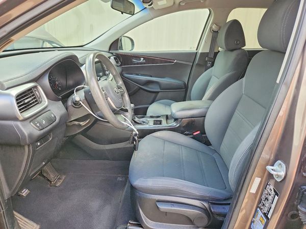 2019 KIA SORENTO L, LX, S