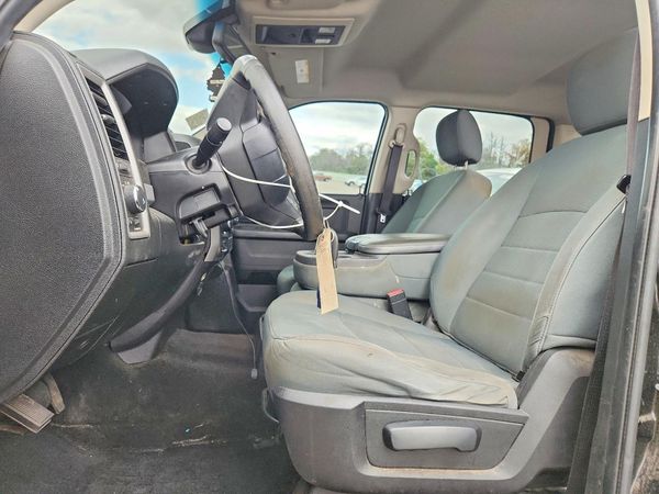 2014 RAM 1500 ST — DENT