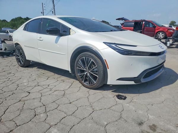 2023 TOYOTA PRIUS
