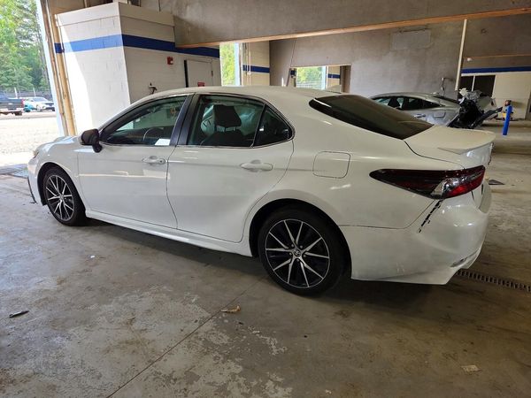 2024 TOYOTA CAMRY