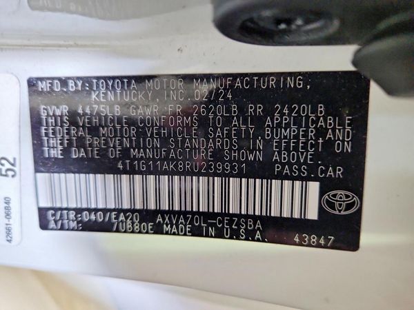2024 TOYOTA CAMRY