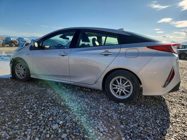 2017 TOYOTA PRIUS Three/Four/Four Adv