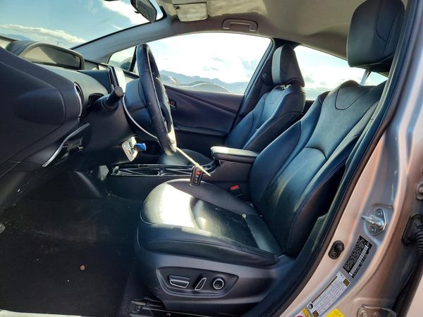 2017 TOYOTA PRIUS Three/Four/Four Adv