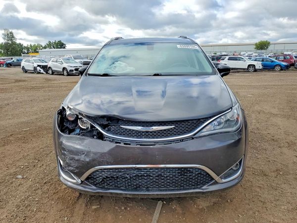 2017 CHRYSLER PACIFICA Touring L Plus
