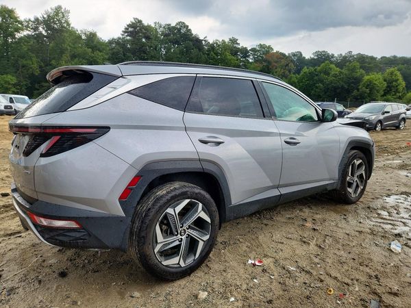 2022 HYUNDAI TUCSON
