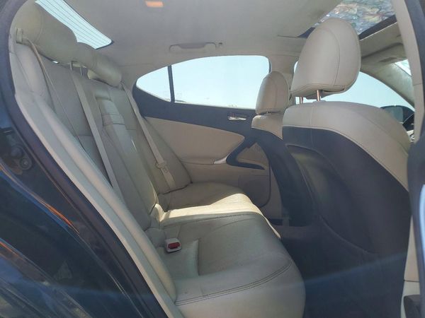 2013 LEXUS IS 250