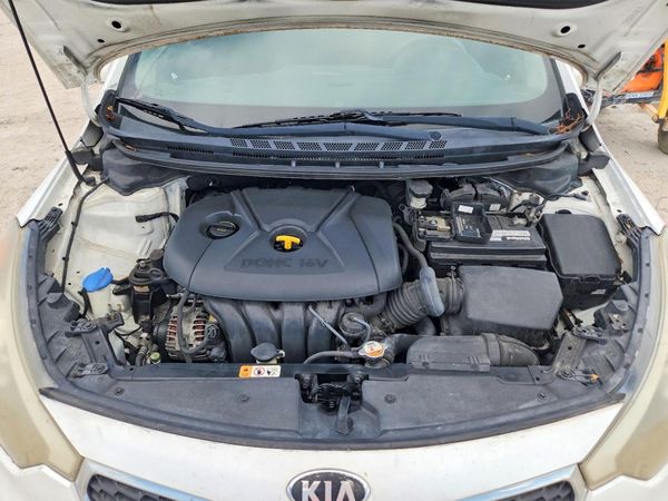 2014 KIA FORTE LX, EX