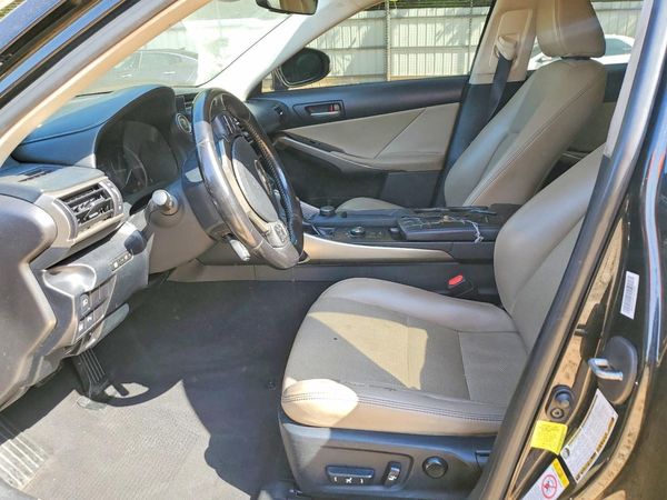 2017 LEXUS IS 200t — DENT