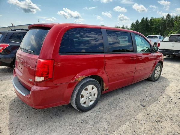 2012 DODGE GRAND CARAVAN SE