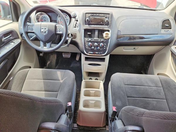 2012 DODGE GRAND CARAVAN SE