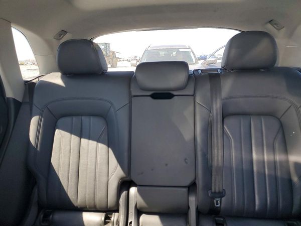 2020 AUDI Q5 quattro Premium