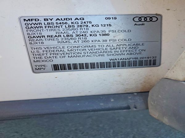 2020 AUDI Q5 quattro Premium