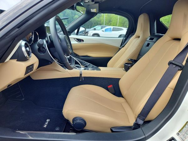 2026 MAZDA MX-5 MIATA Grand Touring