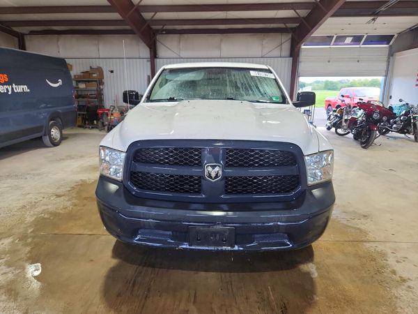 2014 RAM 1500 ST