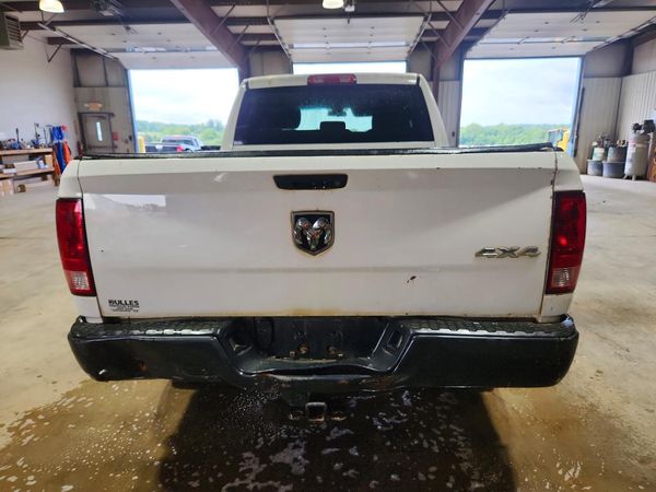 2014 RAM 1500 ST