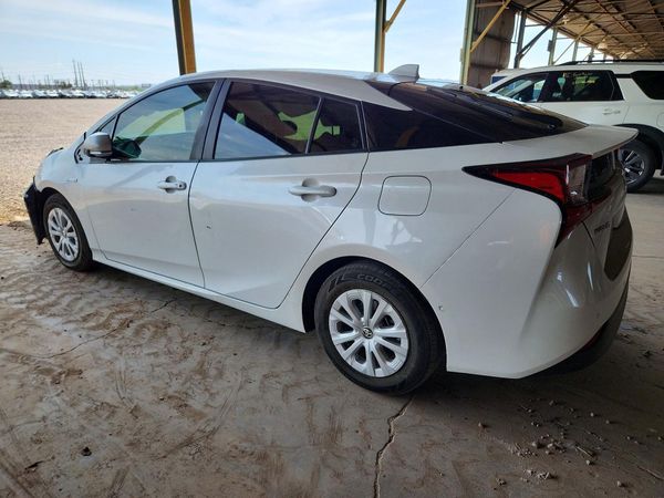 2021 TOYOTA PRIUS