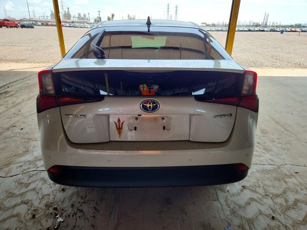 2021 TOYOTA PRIUS