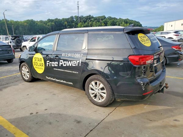 2016 KIA SEDONA