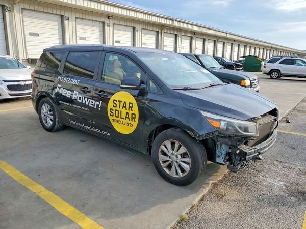 2016 KIA SEDONA