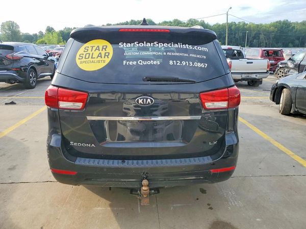2016 KIA SEDONA