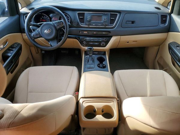 2016 KIA SEDONA