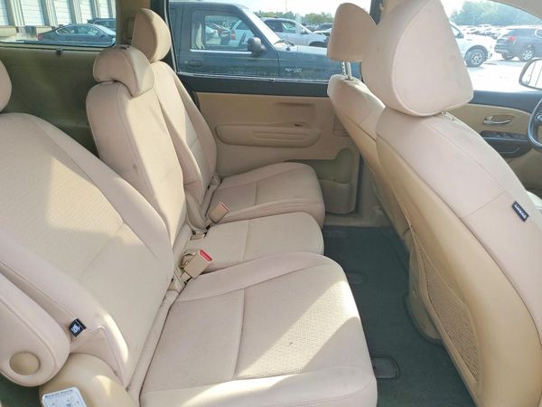2016 KIA SEDONA