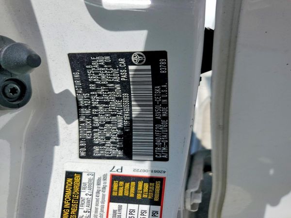 2016 TOYOTA CAMRY