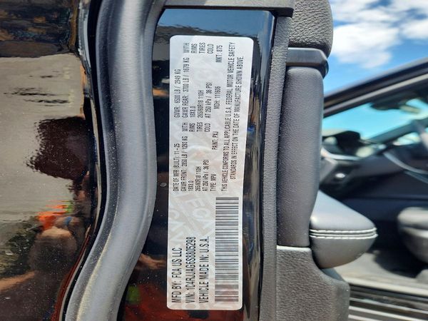 2025 JEEP GRAND CHEROKEE Laredo, Altitude