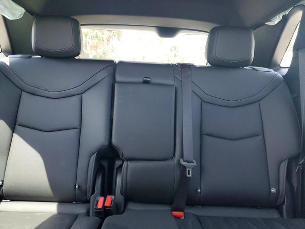 2025 CADILLAC XT5 Luxury