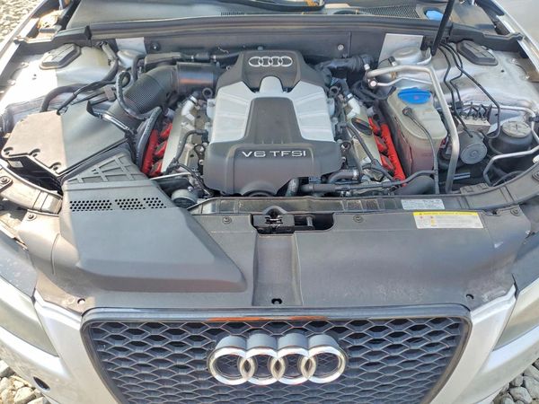 2012 AUDI S5 quattro Premium Plus