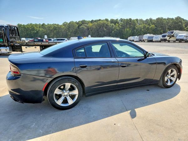2016 DODGE CHARGER SXT