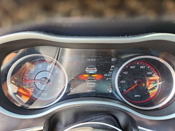 2016 DODGE CHARGER SXT