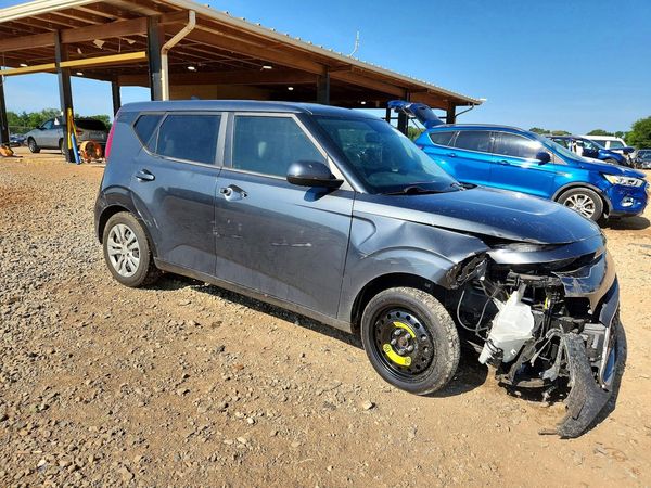 2022 KIA SOUL